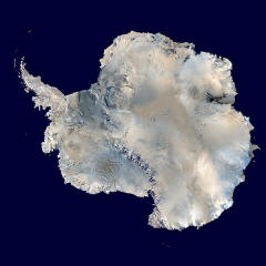 Datei:Antarctica 6400px from Blue Marble.jpg