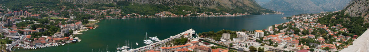 Blick auf das Fjord von Kotor
