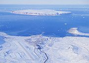 Luftaufnahme der Thule-Airbase auf Grönland